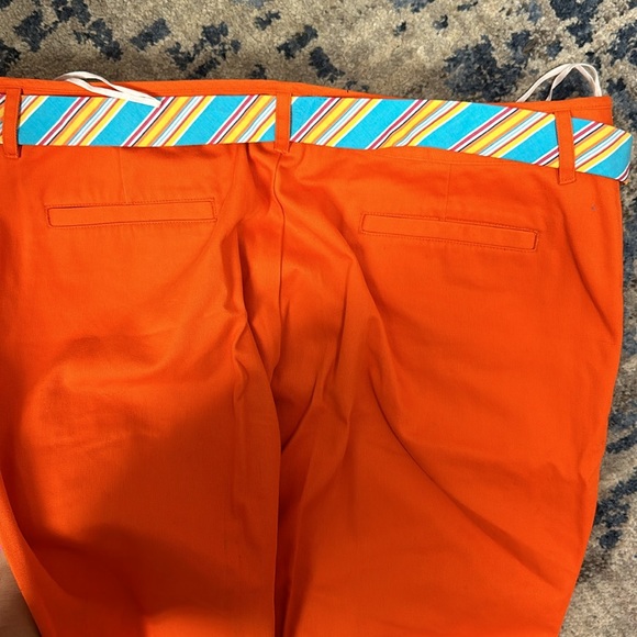 Capri Lauren pants with belt - Picture 3 of 4